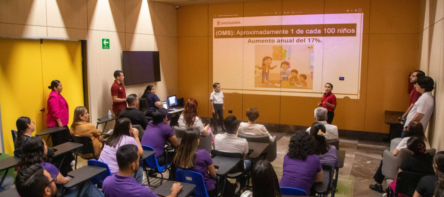 ¡Estudiantes de Victoria crean asistente para apoyar a alumnos con autismo!