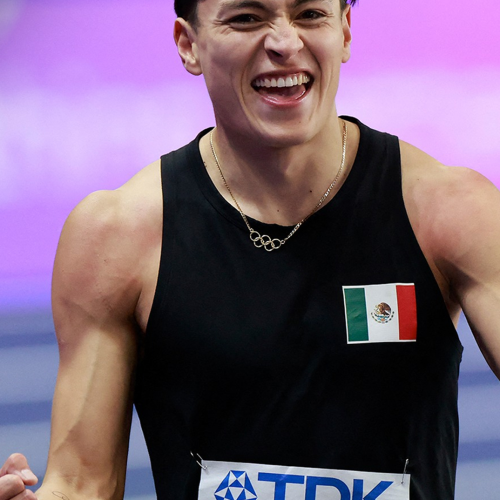 Erick Portillo vuela alto y gana plata mundial