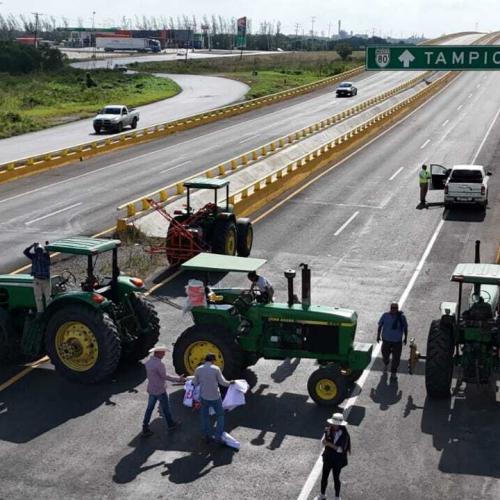 ¡Agricultores detienen el sur!                                Conoce la historia…