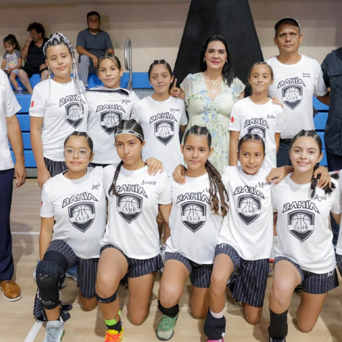 ¡Más de mil niñas y niños llenan de basquetbol a Tampico!